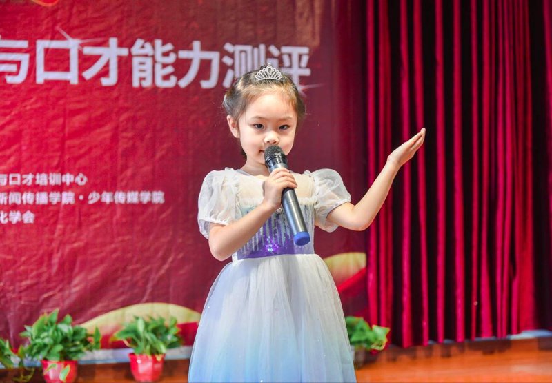 少儿钢琴培训：打开音乐之门的新钥匙